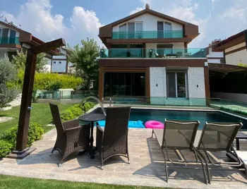 Resale fully furnished Hisaronu villa with pool